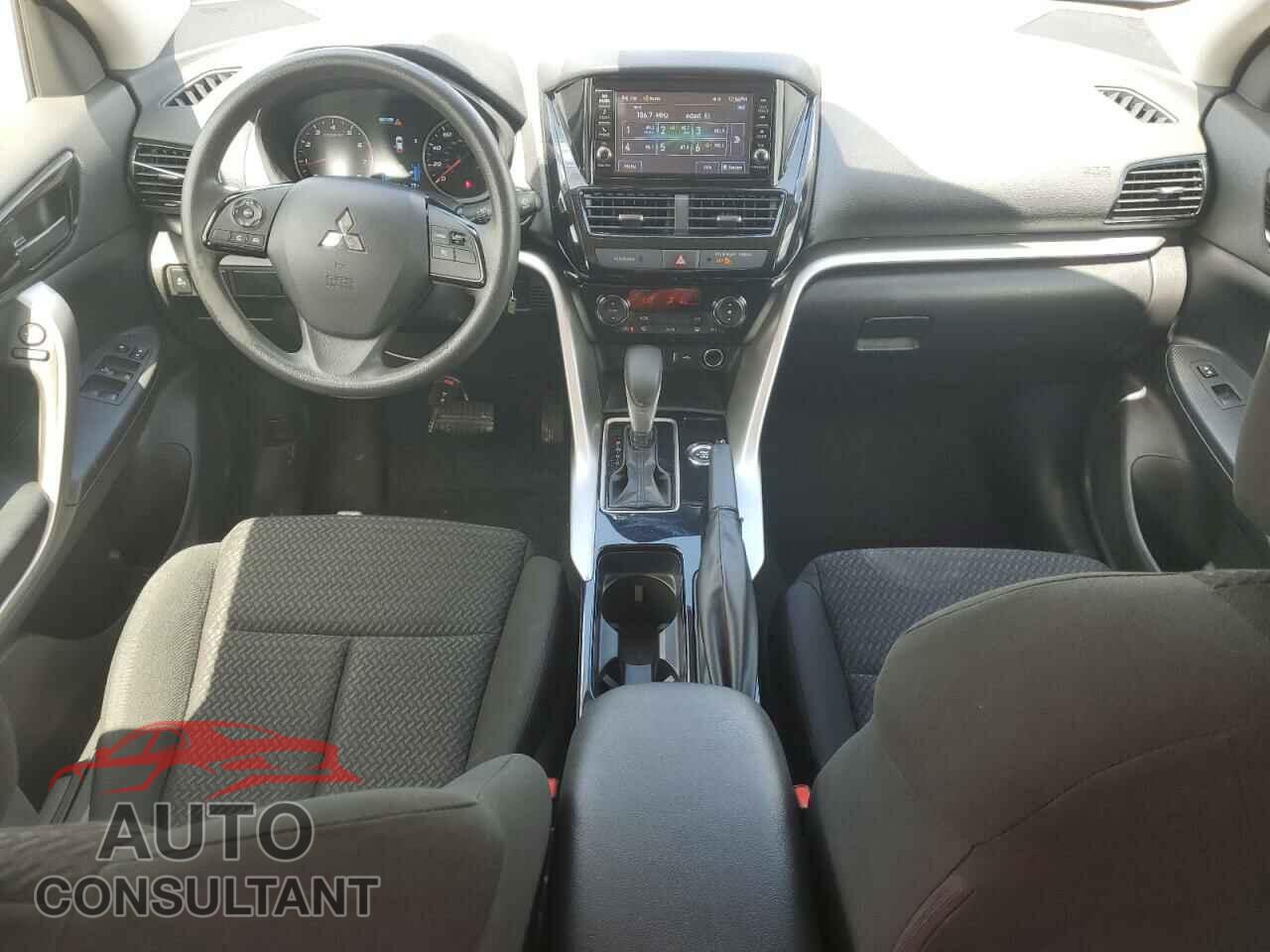 MITSUBISHI ECLIPSE 2024 - JA4ATUAA2RZ040805