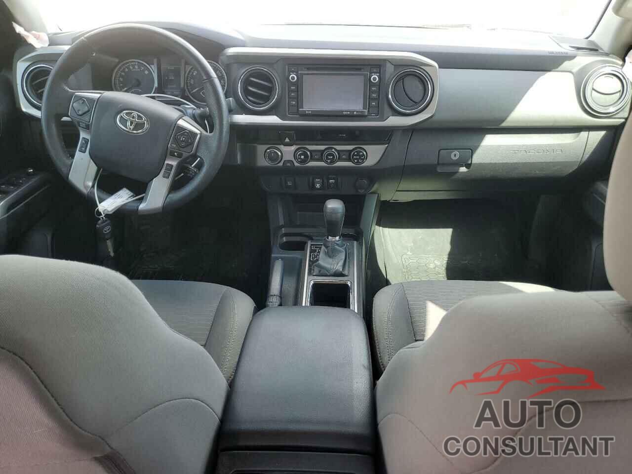 TOYOTA TACOMA 2018 - 5TFCZ5ANXJX123727