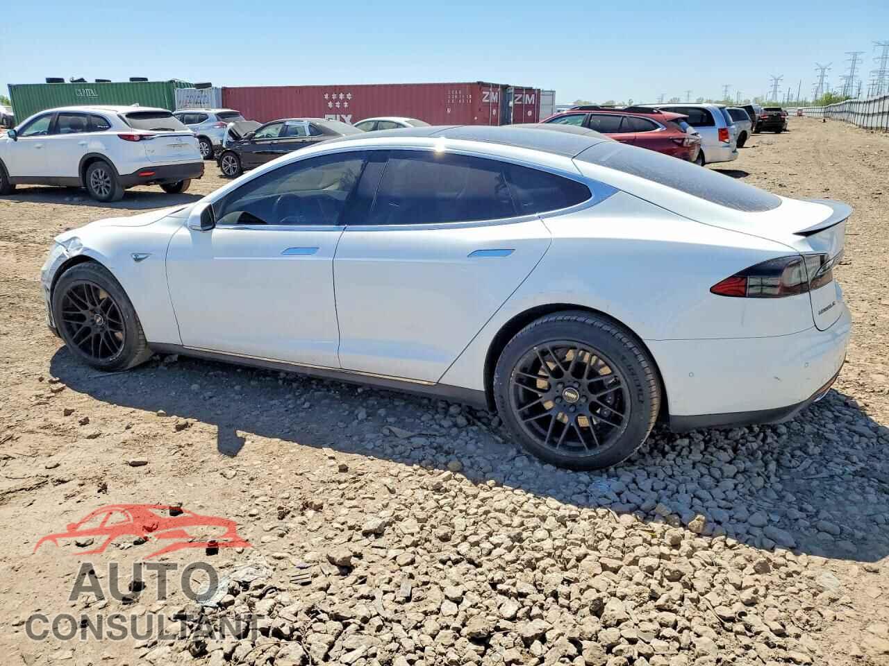 TESLA MODEL S 2015 - 5YJSA1S29FF084890