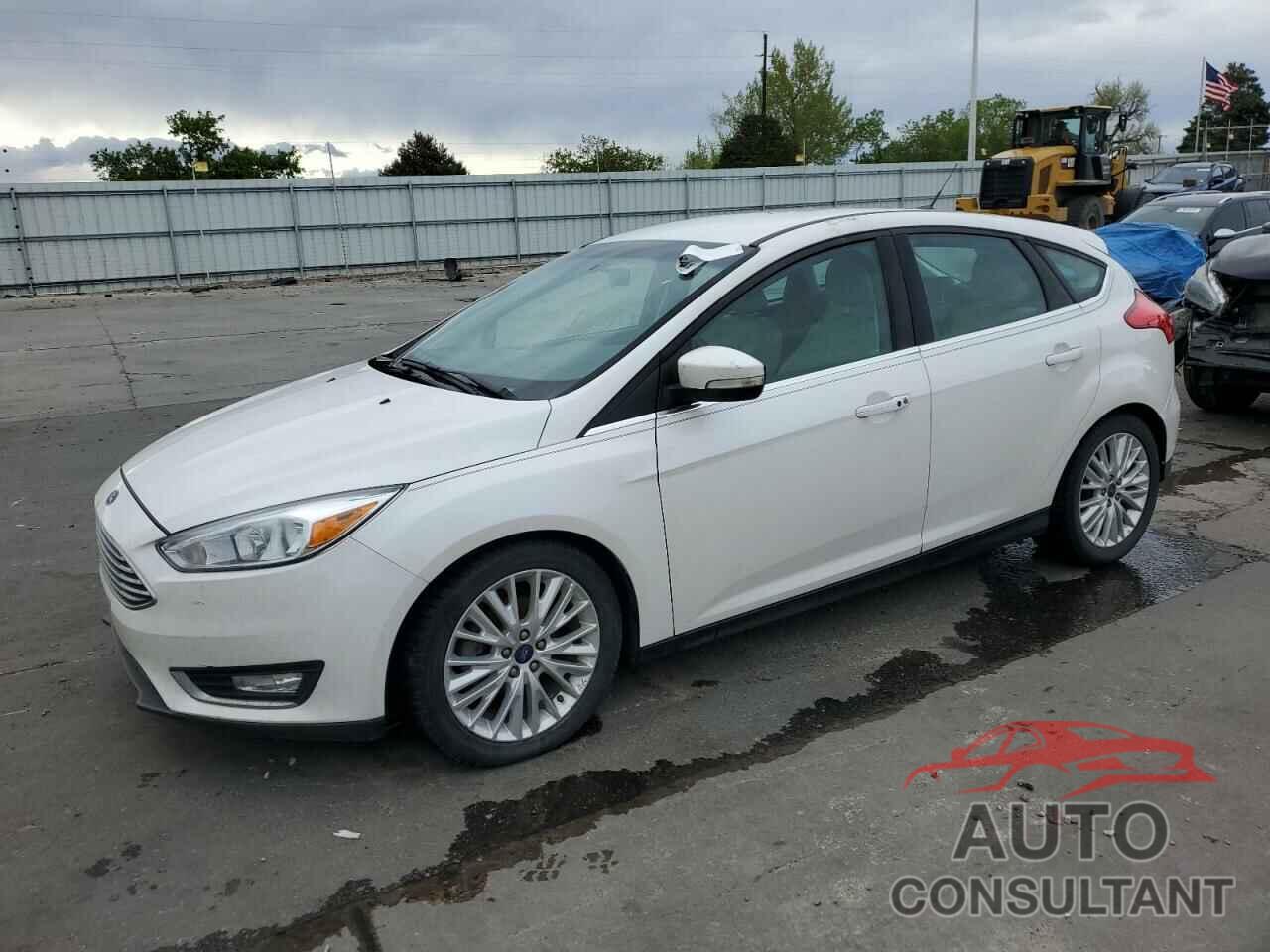 FORD FOCUS 2016 - 1FADP3N25GL302665