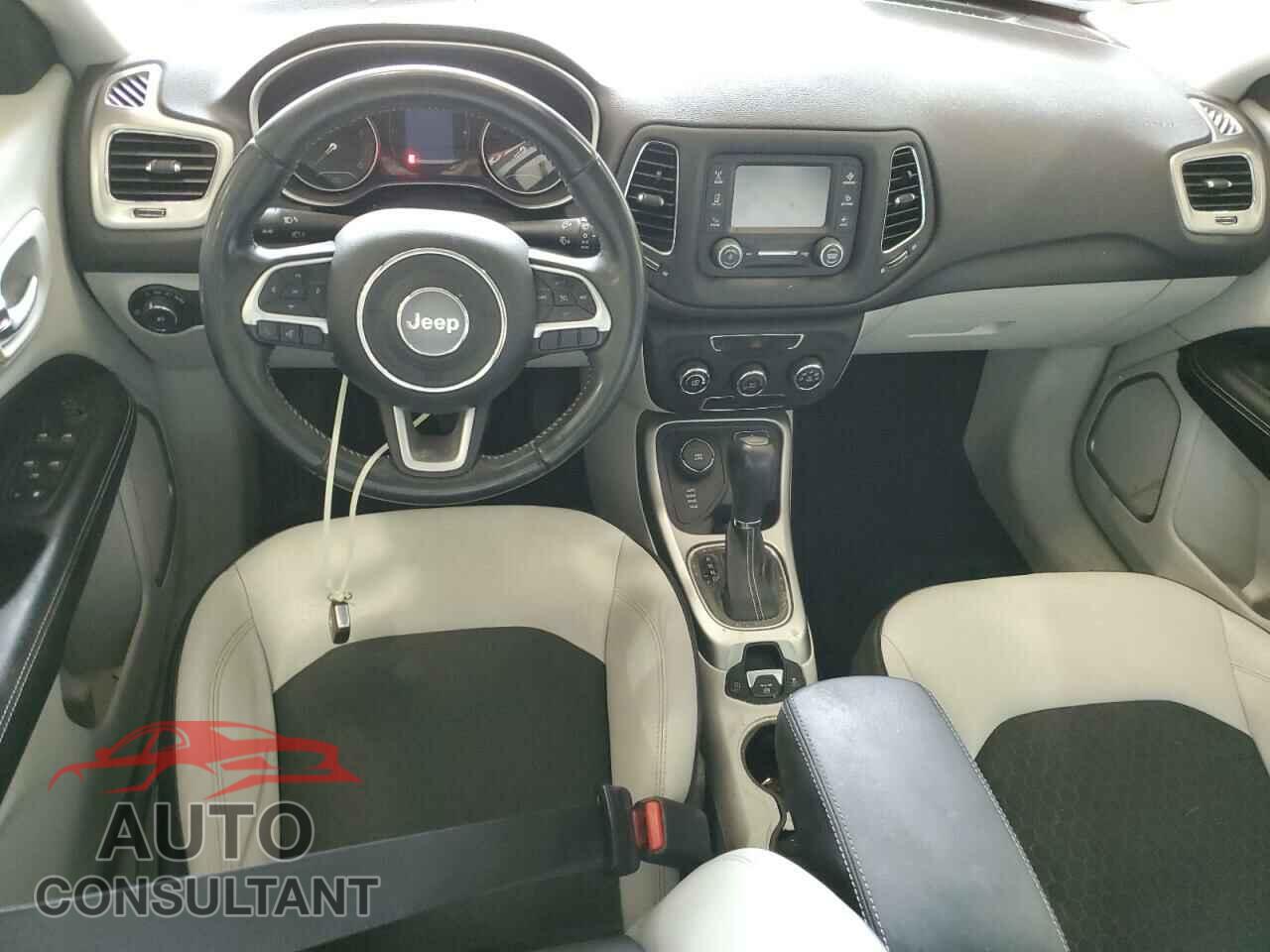 JEEP COMPASS 2018 - 3C4NJDBB7JT161152