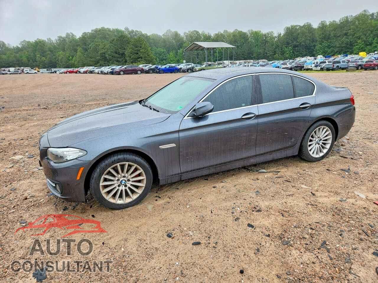BMW 5 SERIES 2015 - WBA5A5C52FD522215