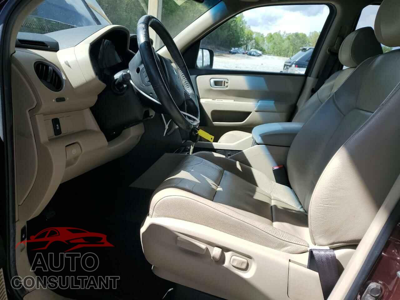 HONDA PILOT 2012 - 5FNYF4H50CB065087
