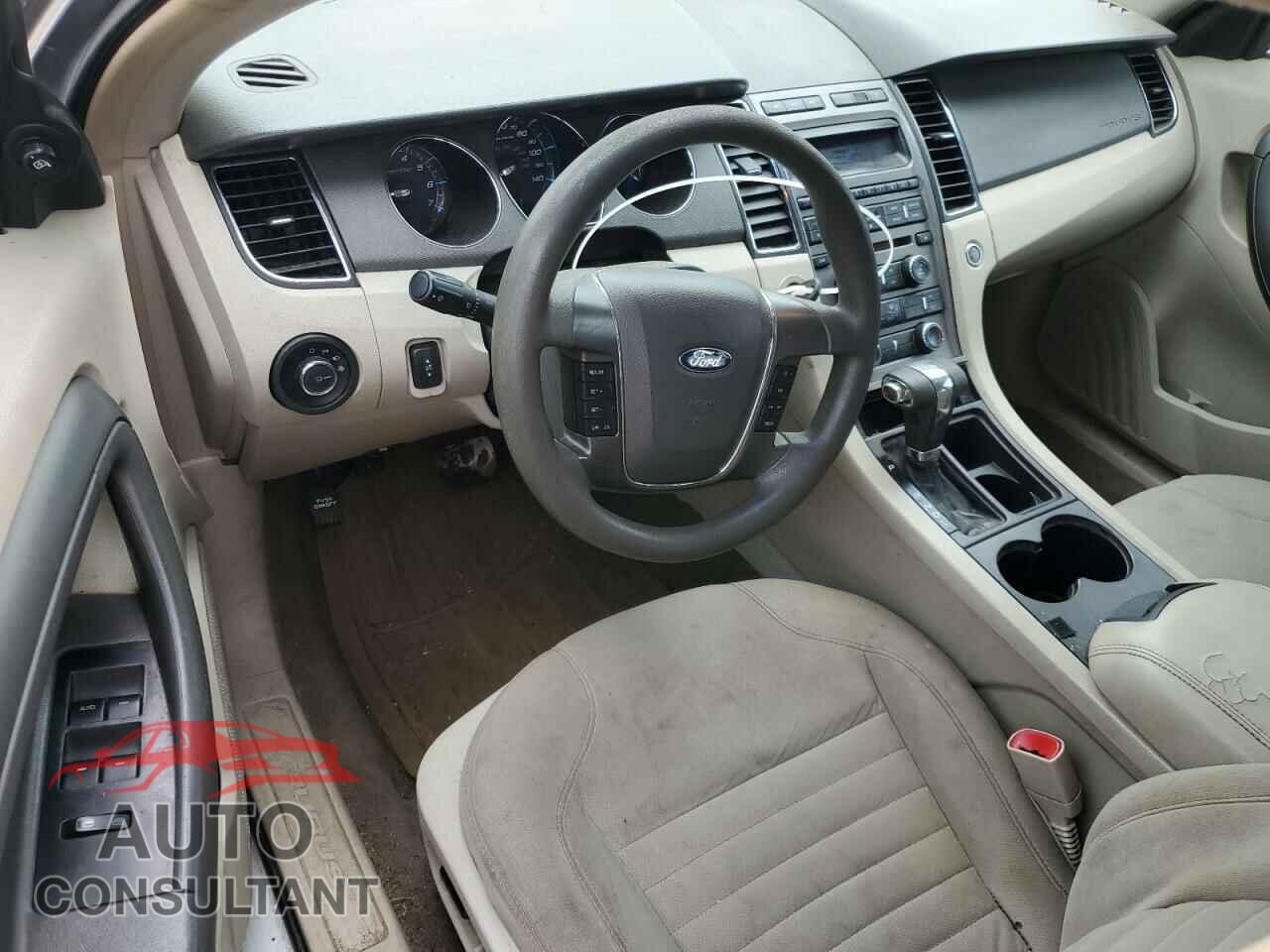 FORD TAURUS 2010 - 1FAHP2DW7AG166135