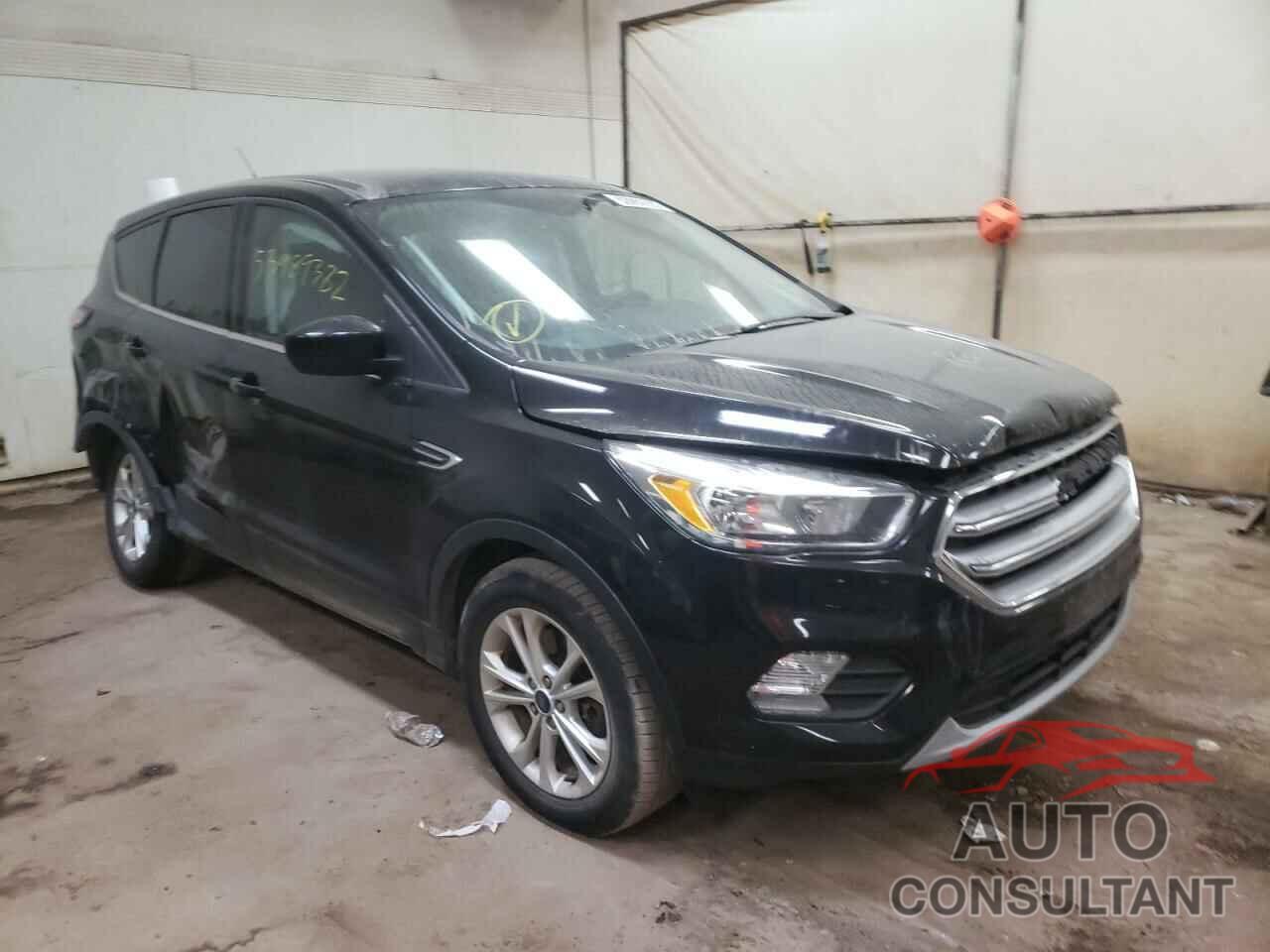 FORD ESCAPE 2017 - 1FMCU9G96HUA29318