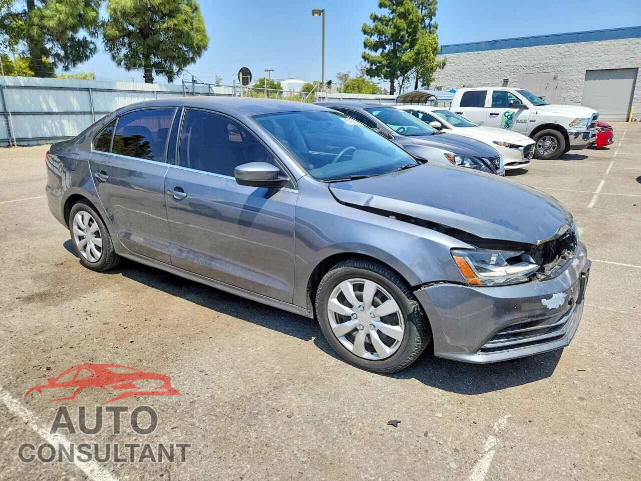 VOLKSWAGEN JETTA 2017 - 3VW2B7AJ0HM367652