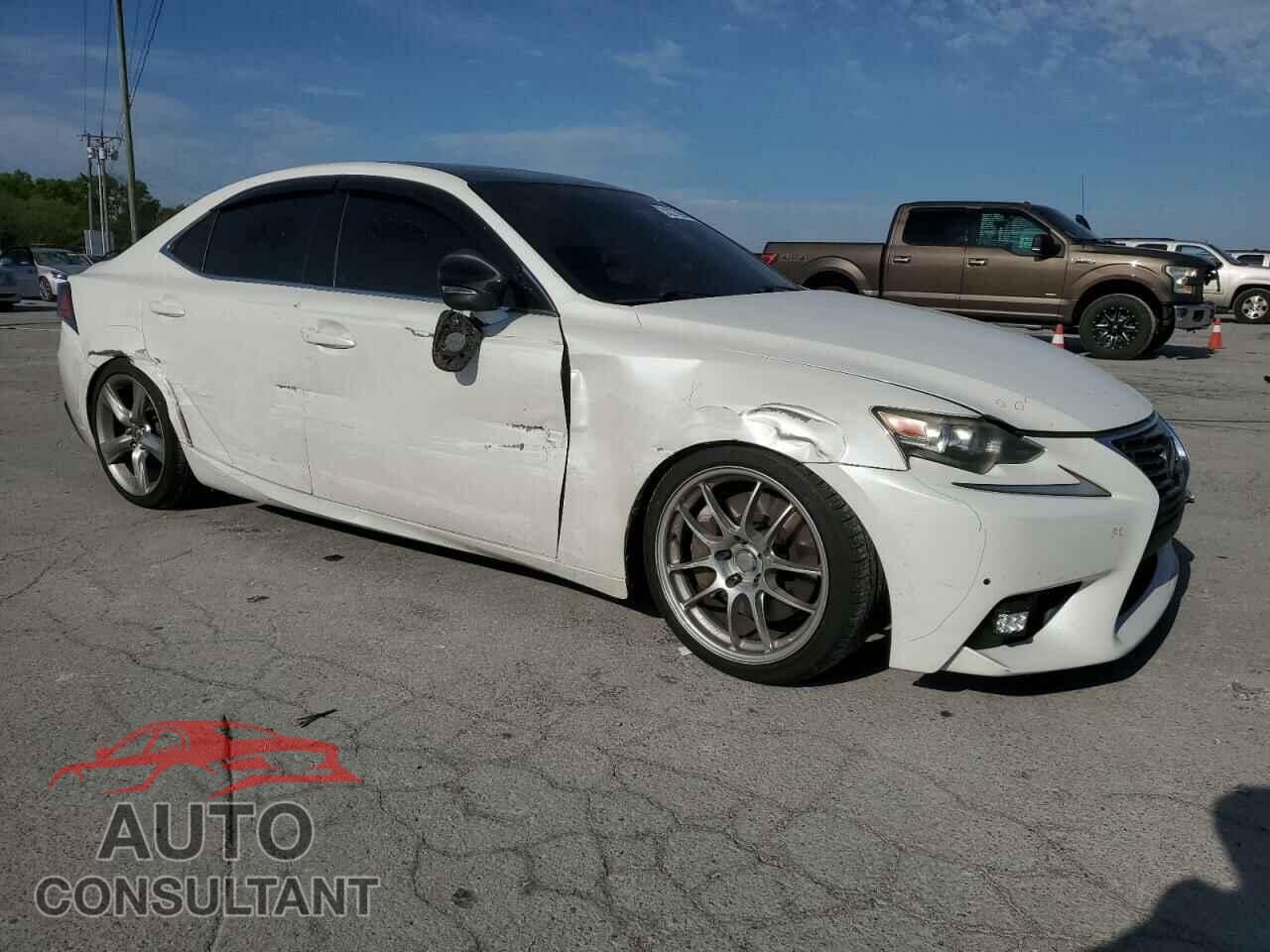 LEXUS IS 2014 - JTHBE1D20E5005381