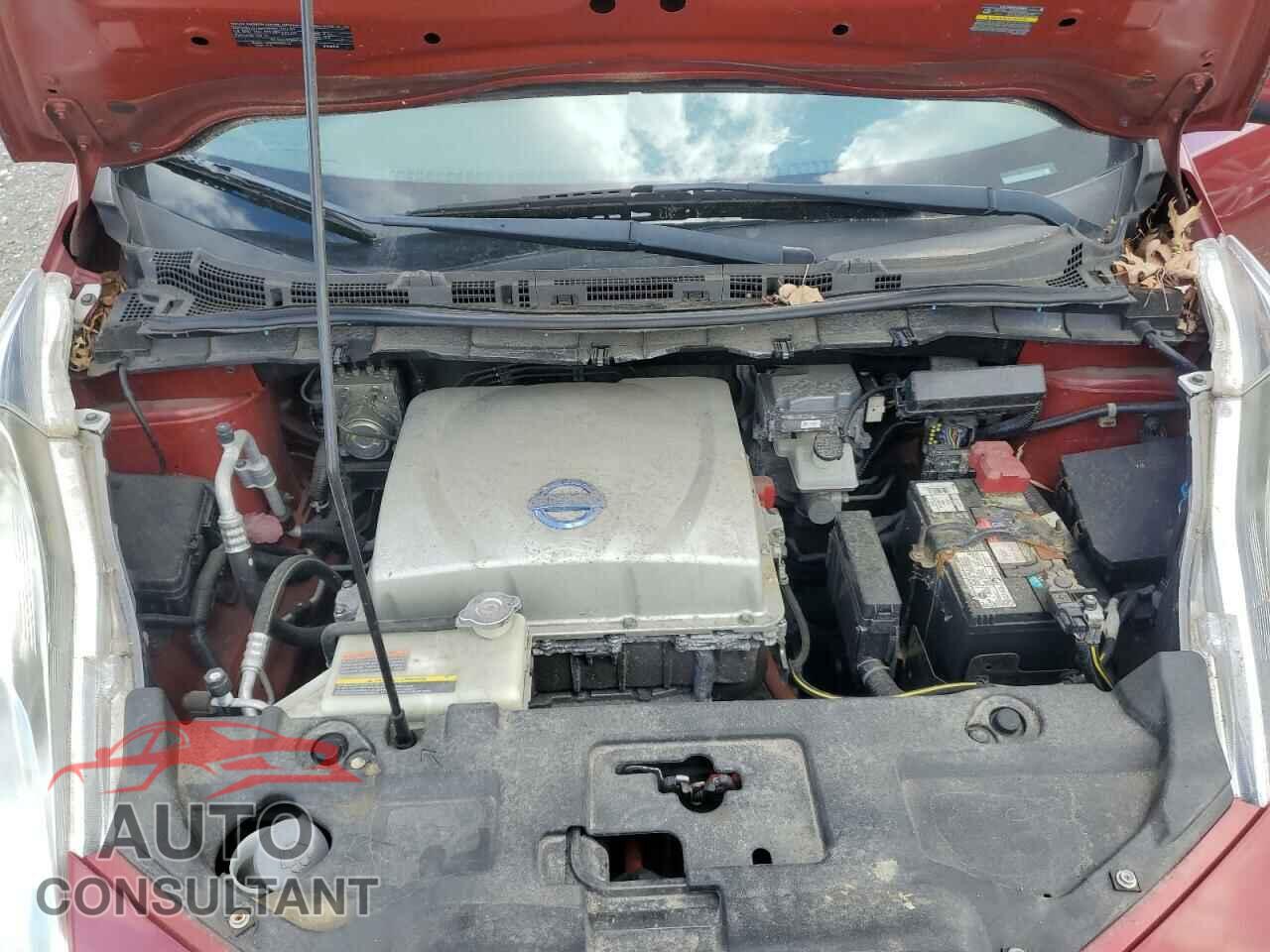 NISSAN LEAF 2015 - 1N4AZ0CP5FC305087