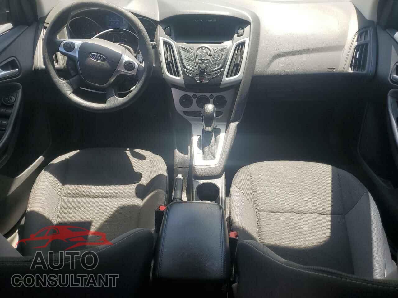 FORD FOCUS 2014 - 1FADP3K21EL210115