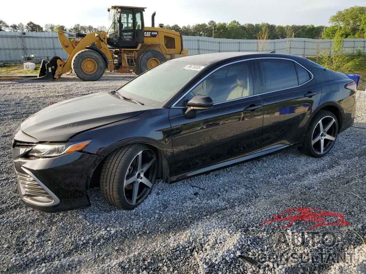 TOYOTA CAMRY 2021 - 4T1C11AK1MU408081