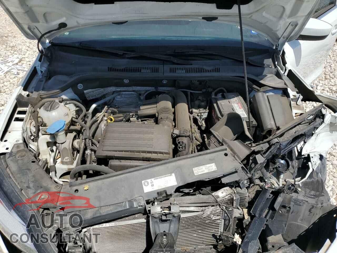 VOLKSWAGEN JETTA 2017 - 3VW2B7AJXHM257191
