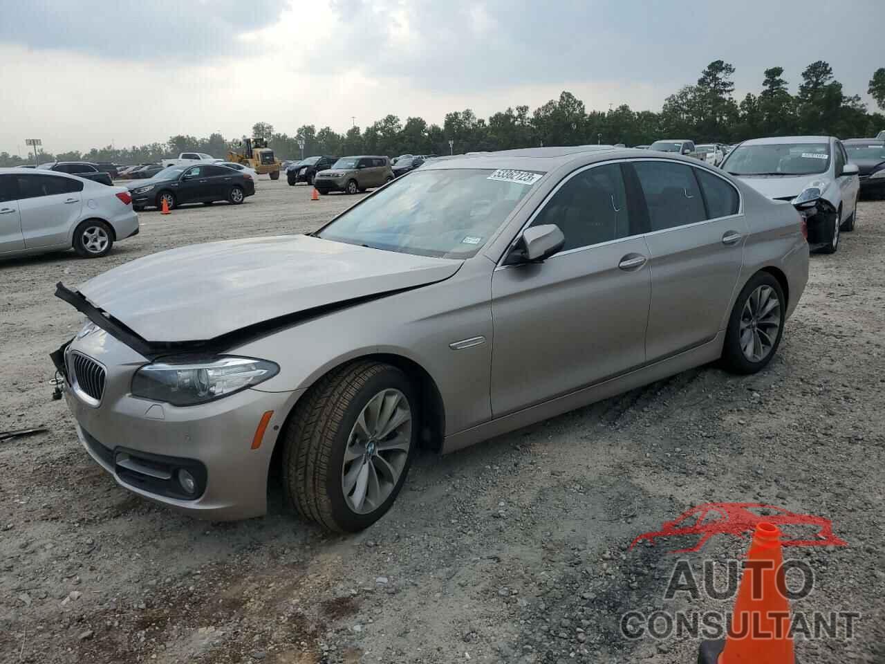 BMW 5 SERIES 2016 - WBA5A5C56GG350352