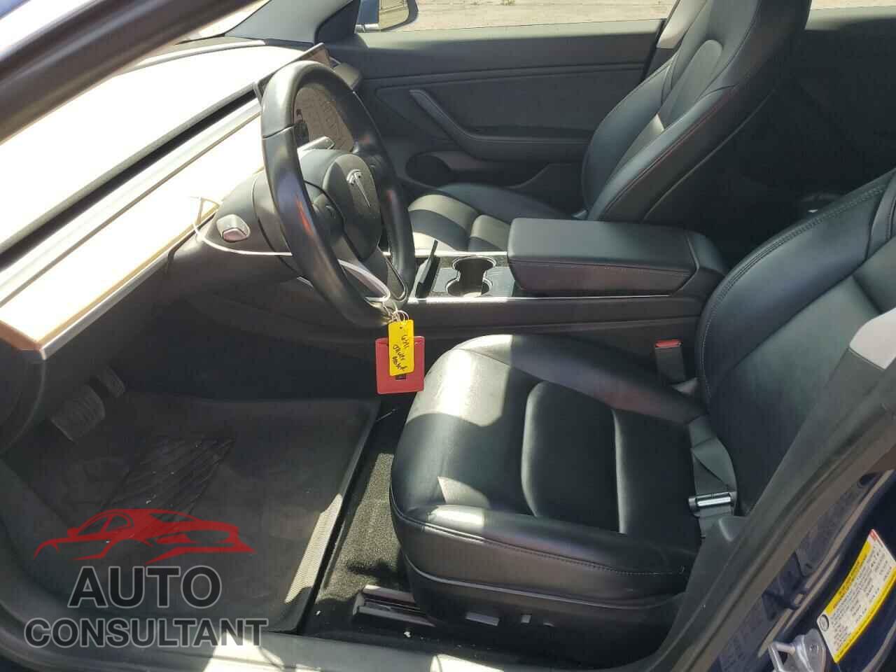 TESLA MODEL 3 2019 - 5YJ3E1EA6KF396820