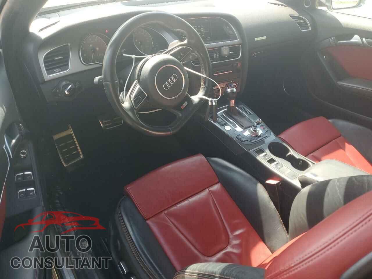 AUDI S5/RS5 2013 - WAUCGAFH0DN013574
