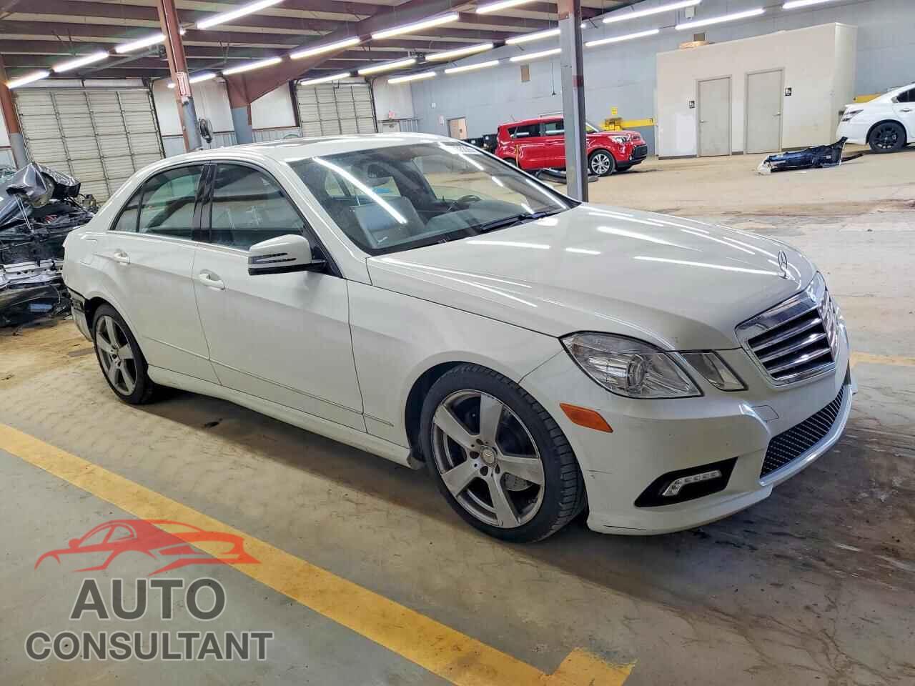MERCEDES-BENZ E-CLASS 2011 - WDDHF8HB0BA469582