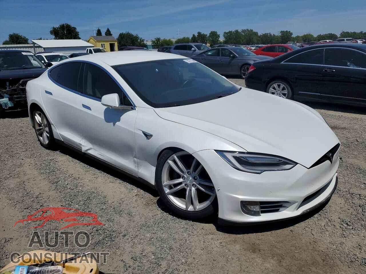 TESLA MODEL S 2015 - 5YJSA1E10FF114054