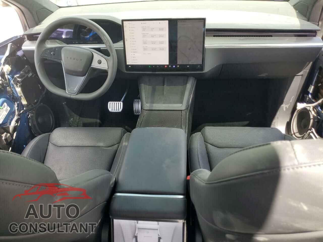 TESLA MODEL X 2024 - 7SAXCBE63RF446191