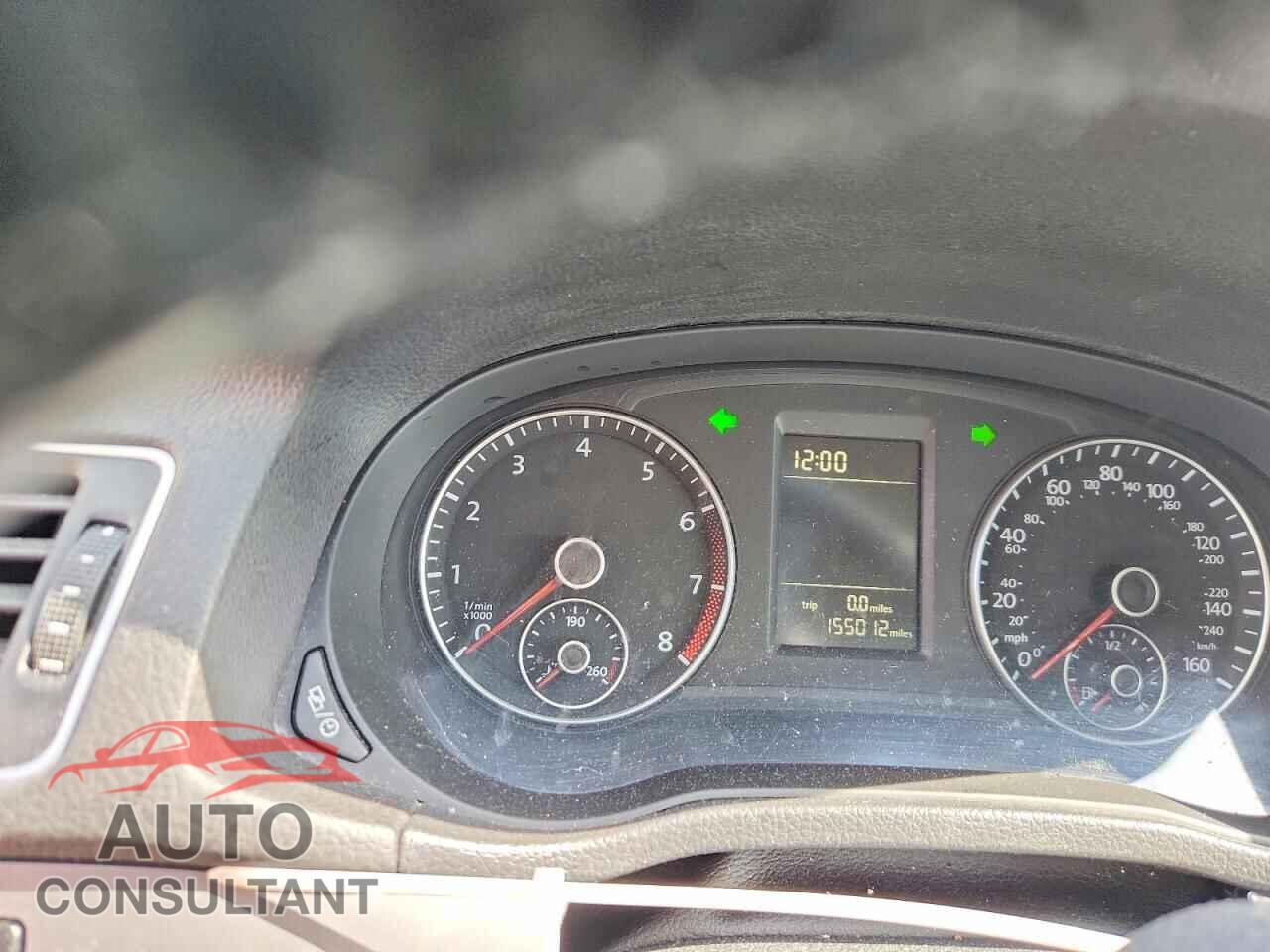 VOLKSWAGEN PASSAT 2015 - 1VWAT7A34FC017191
