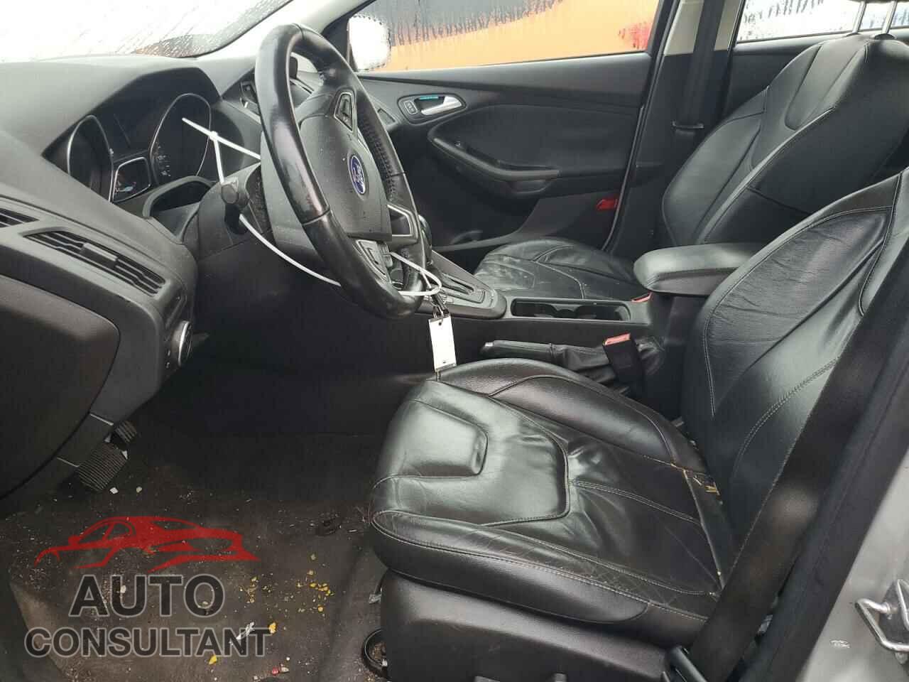 FORD FOCUS 2015 - 1FADP3K25FL283635