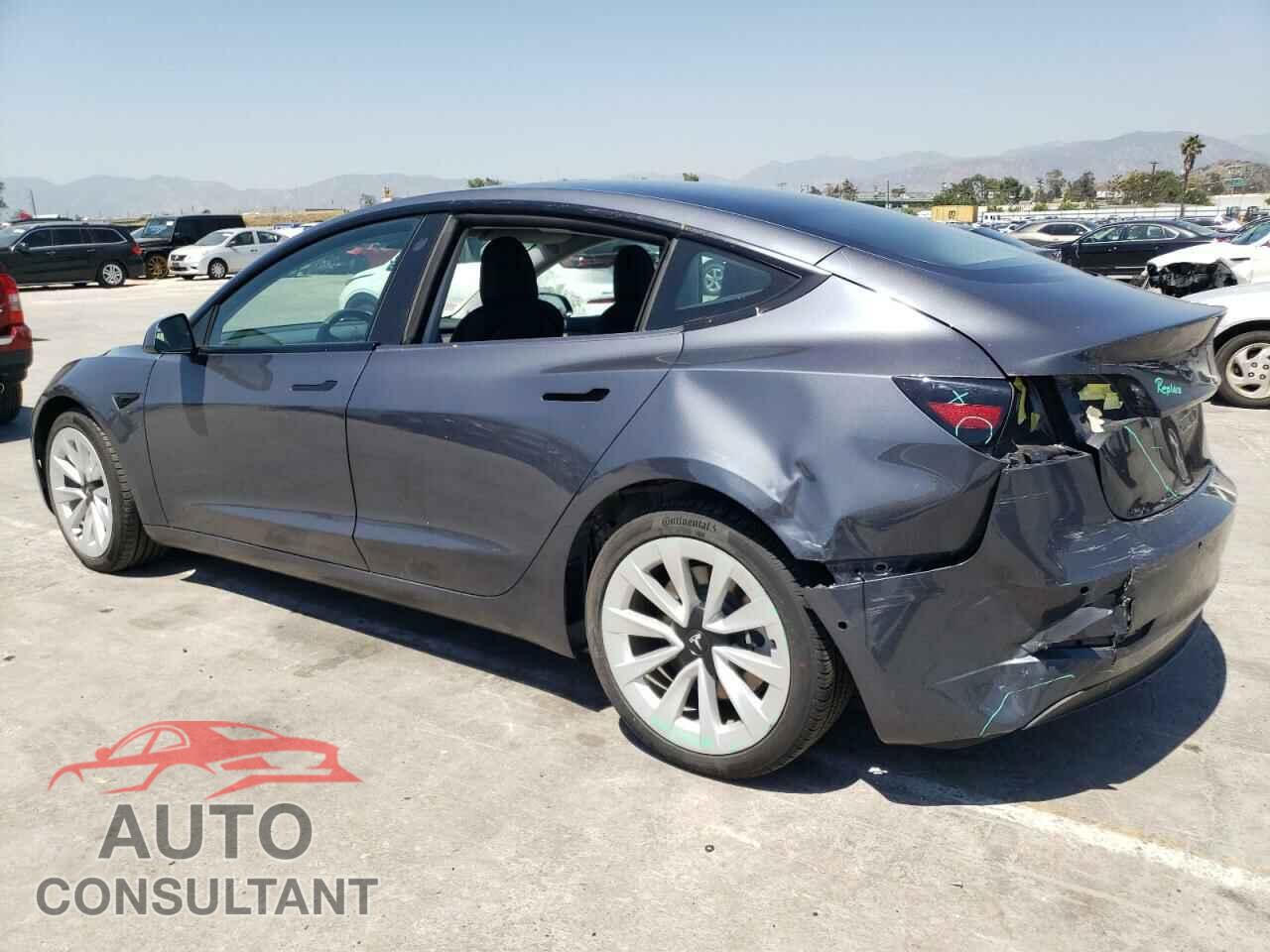 TESLA MODEL 3 2022 - 5YJ3E1EBXNF262258