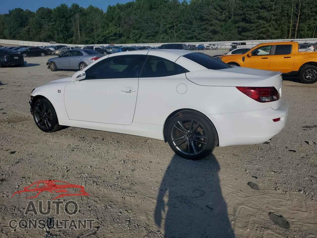 LEXUS IS 2013 - JTHFF2C28D2527648