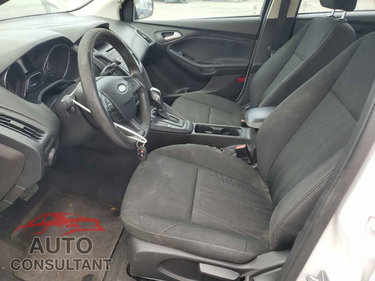 FORD FOCUS 2016 - 1FADP3F28GL381893