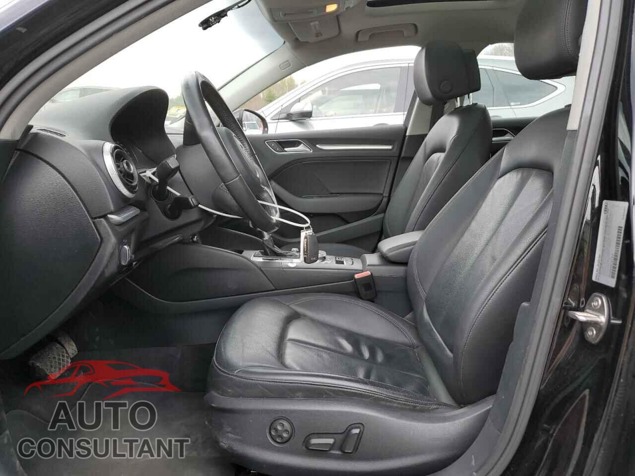 AUDI A3 2015 - WAUEFGFF5F1017577