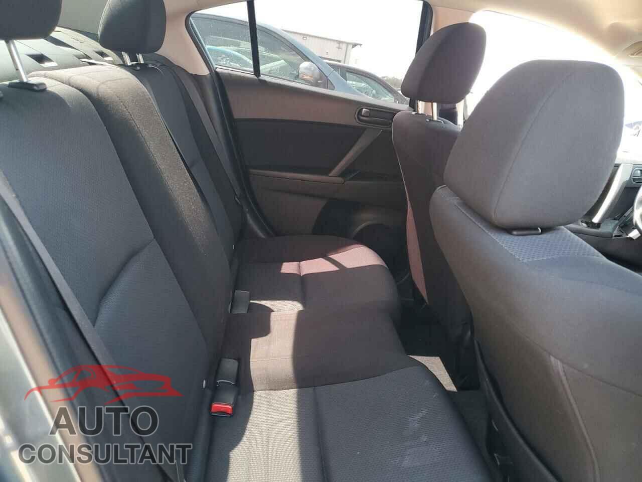MAZDA 3 2011 - JM1BL1UG1B1372165