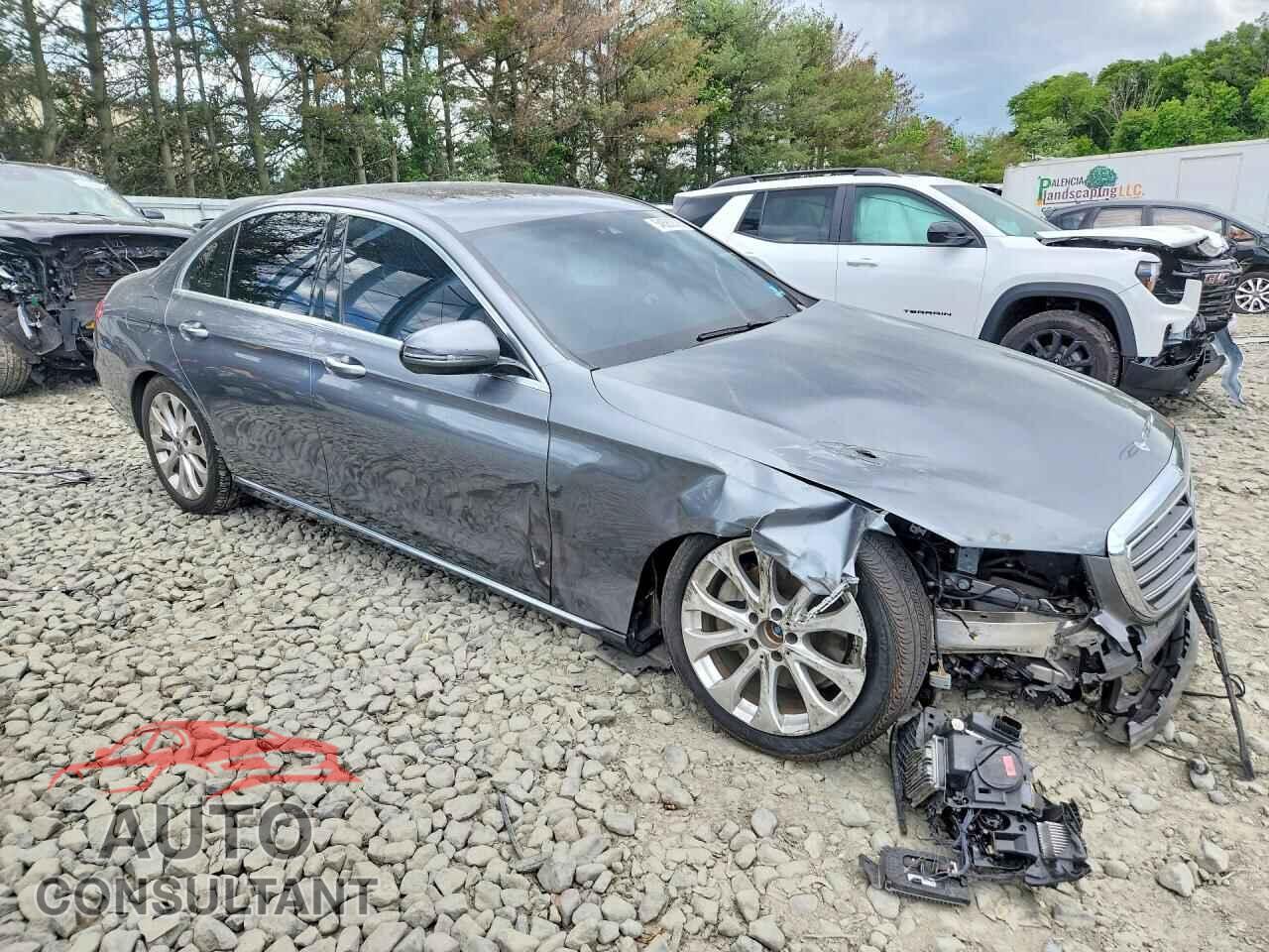 MERCEDES-BENZ E-CLASS 2018 - WDDZF4KB4JA310083