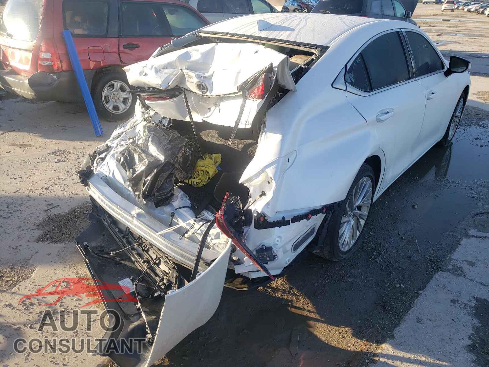 LEXUS ES300 2020 - 58AF21B13LU005114