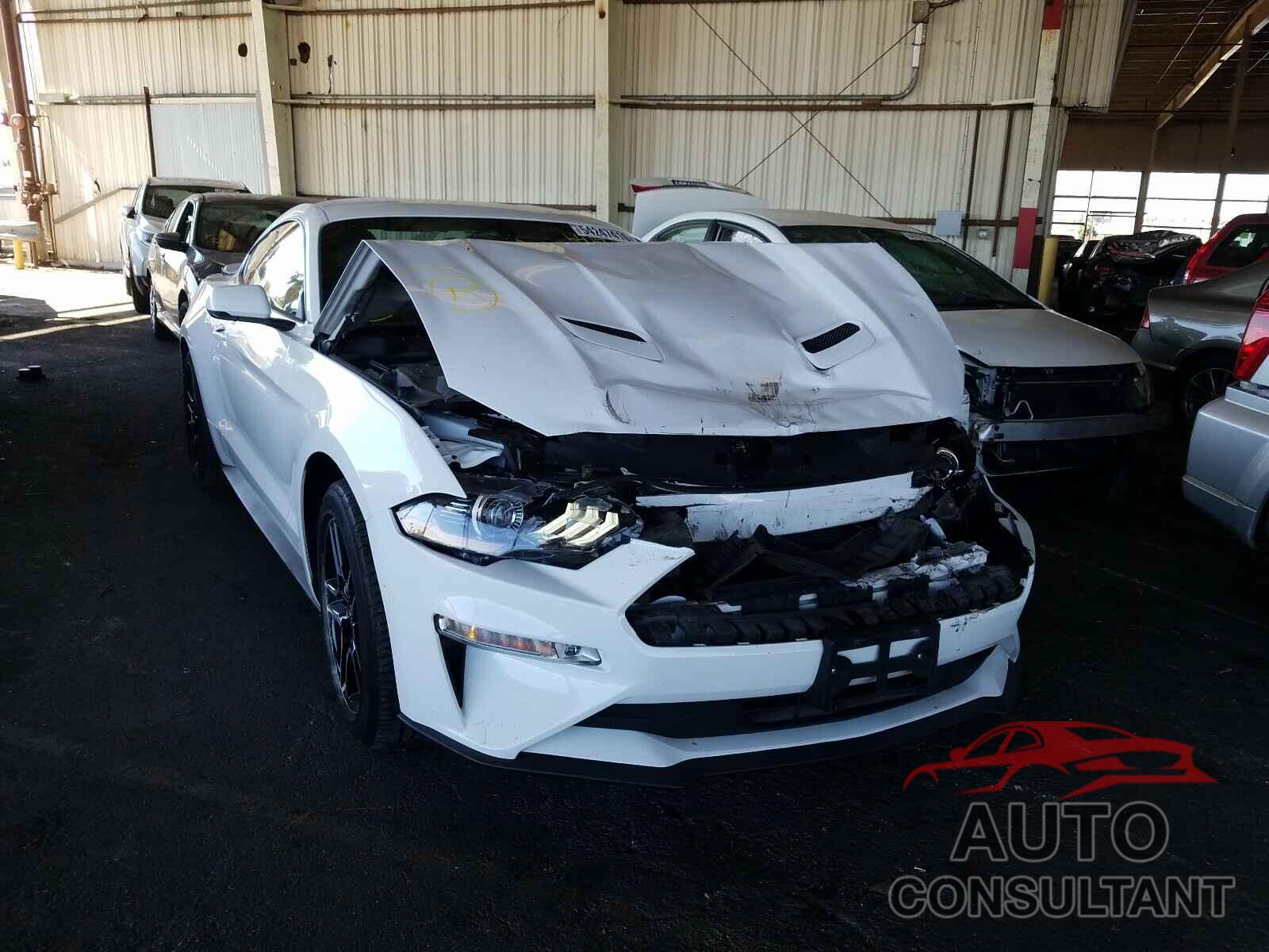 FORD MUSTANG 2018 - 1FA6P8TH8J5156240