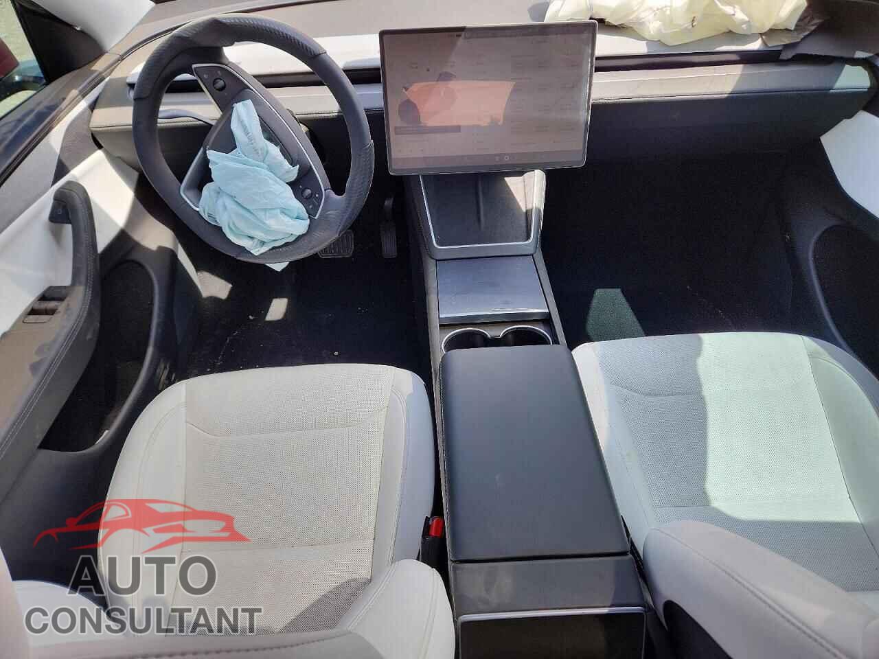 TESLA MODEL Y 2026 - 7SAYGDEE4TF342540