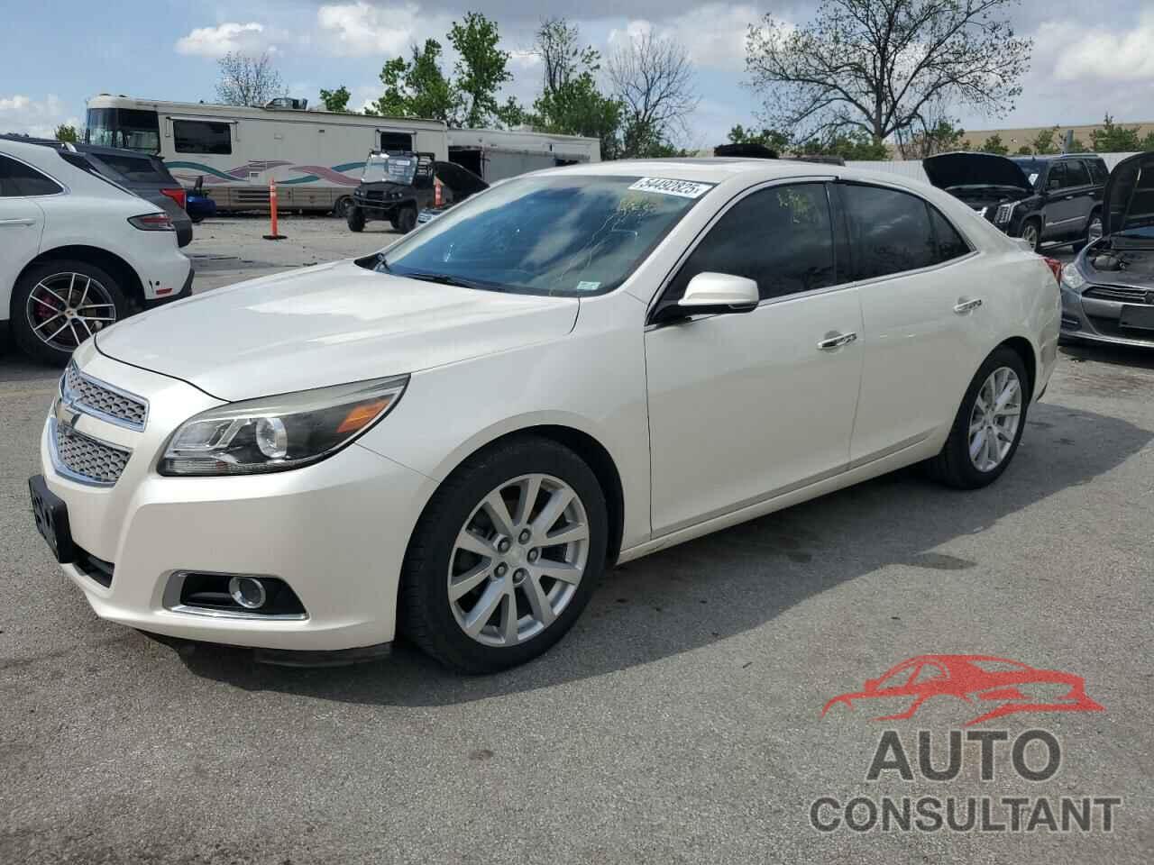 CHEVROLET MALIBU 2013 - 1G11H5SA0DF258661