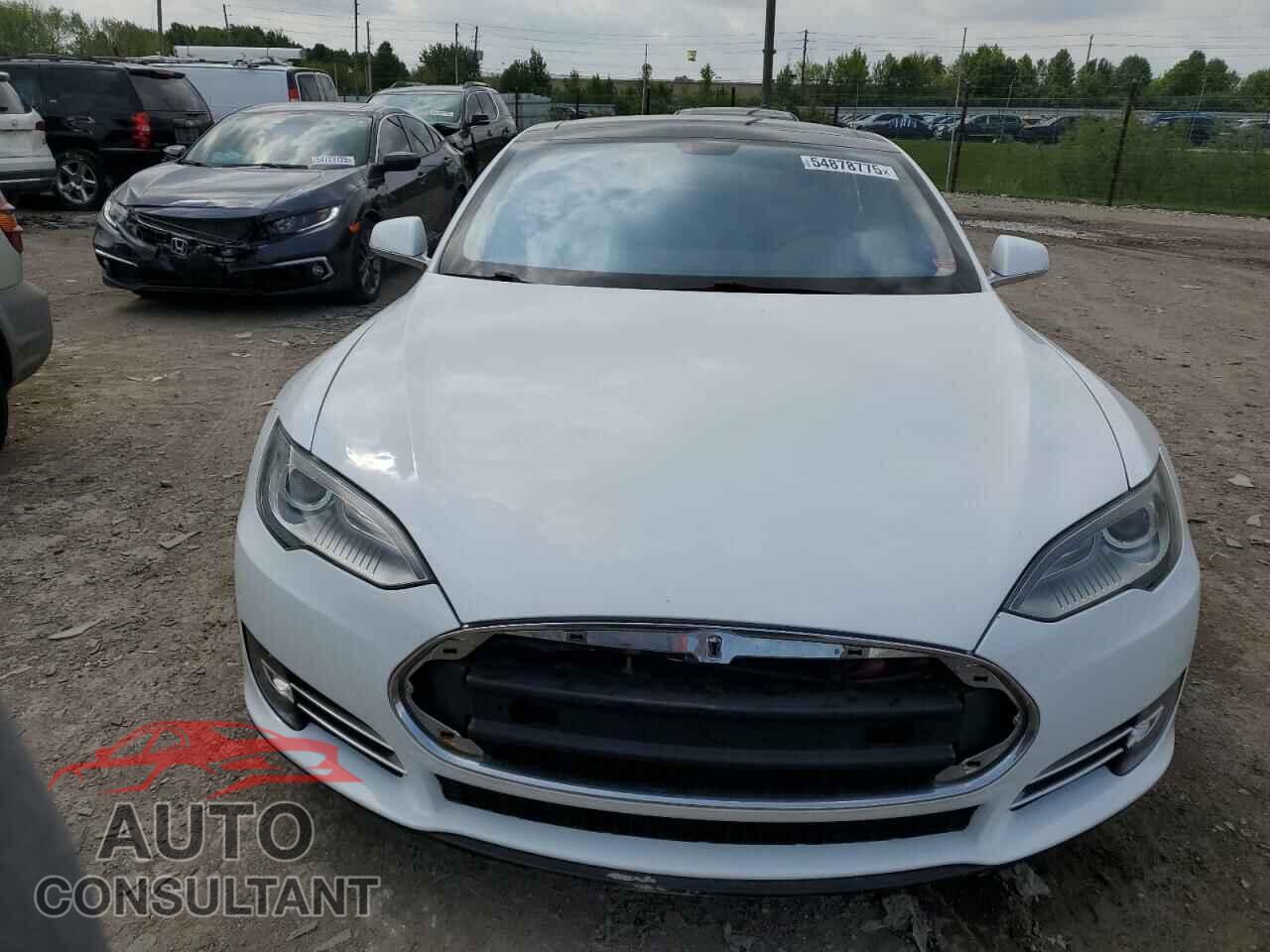 TESLA MODEL S 2013 - 5YJSA1CG4DFP14791