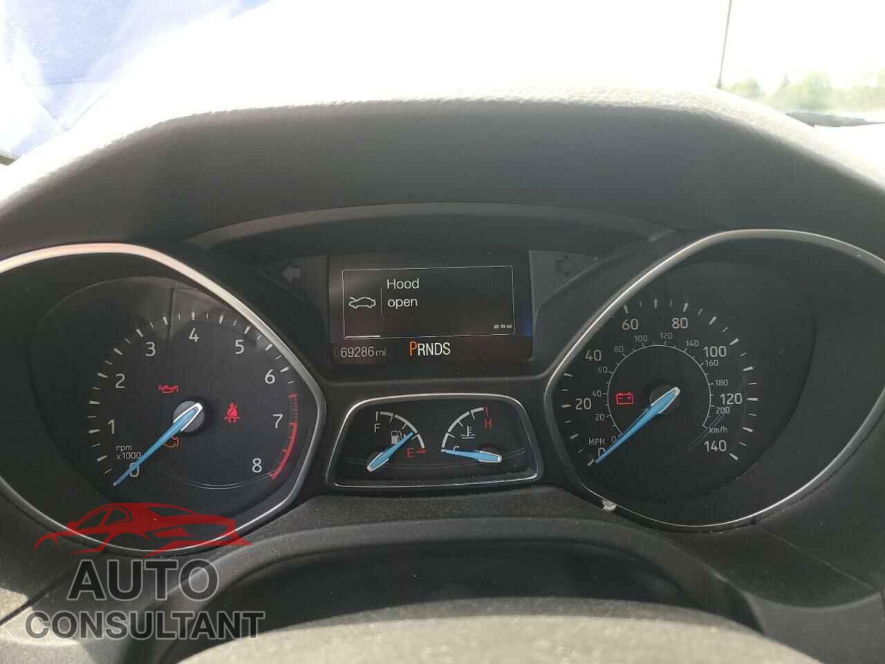 FORD FOCUS 2015 - 1FADP3F25FL382837