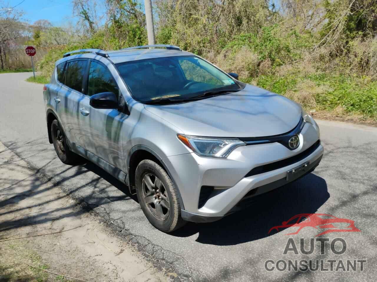 TOYOTA RAV4 2018 - 2T3BFREV7JW712163