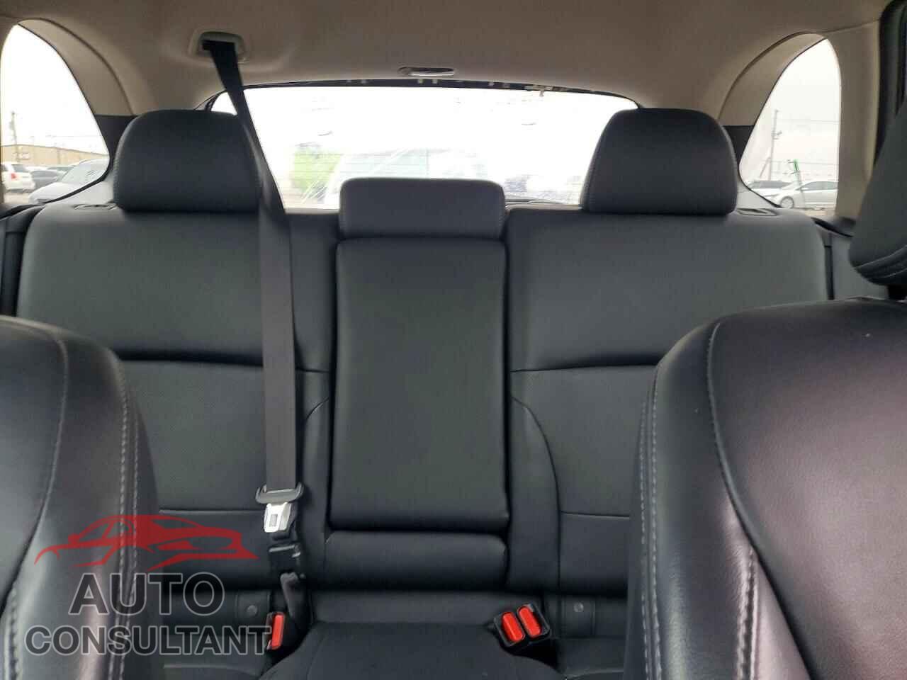 SUBARU OUTBACK 2017 - 4S4BSENC3H3262636