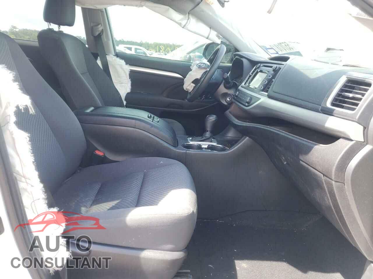 TOYOTA HIGHLANDER 2019 - 5TDZZRFH1KS366418