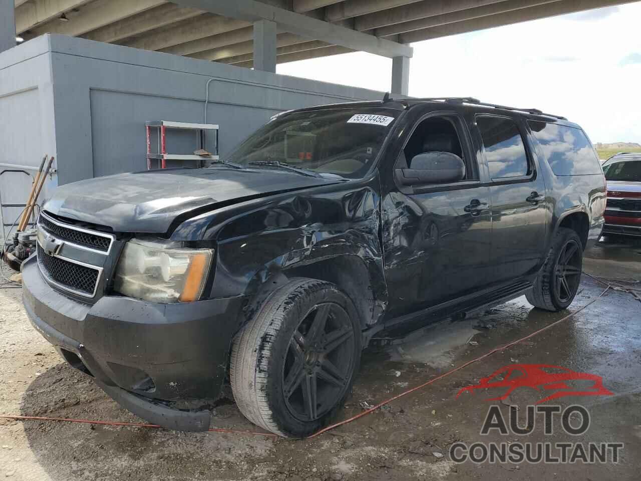 CHEVROLET SUBURBAN 2013 - 1GNSCJE00DR300449