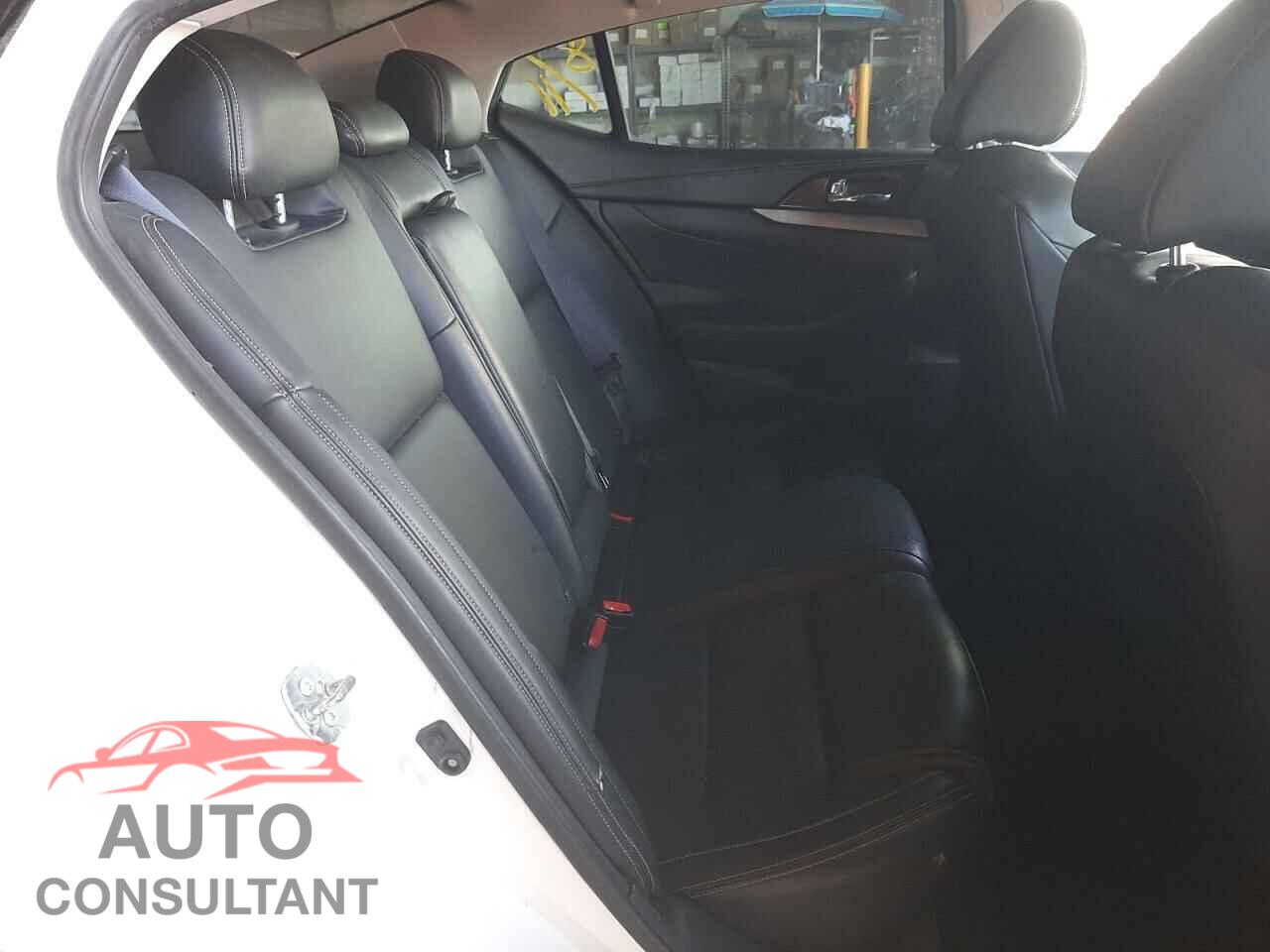 NISSAN MAXIMA 2017 - 1N4AA6AP1HC398531