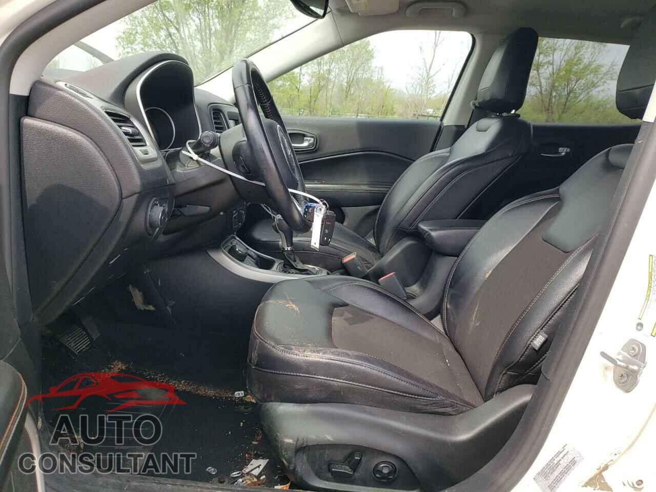 JEEP COMPASS 2017 - 3C4NJDBB3HT597328