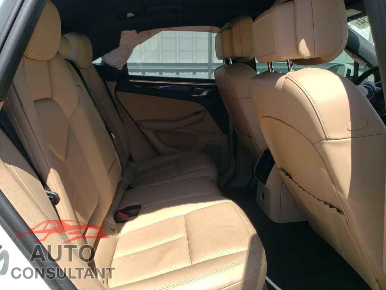PORSCHE MACAN 2022 - WP1AA2A5XNLB04085