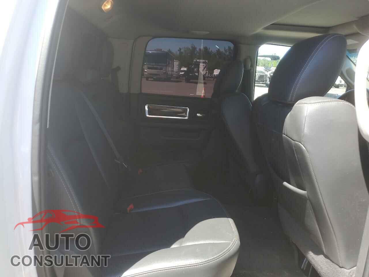 DODGE RAM 1500 2012 - 1C6RD7NT8CS172980