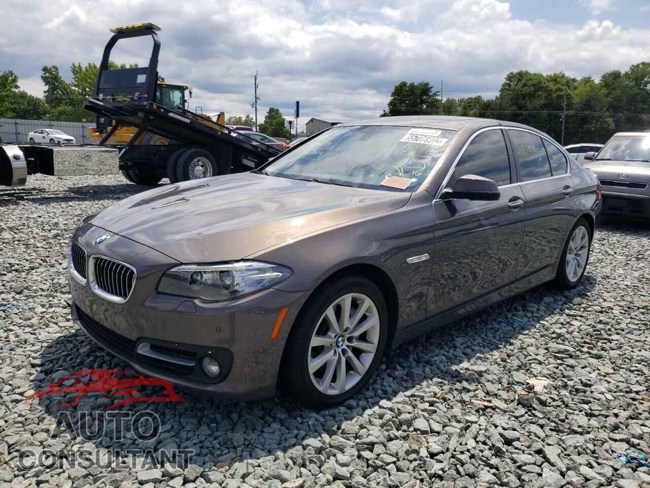 BMW 5 SERIES 2016 - WBA5B3C58GG254028