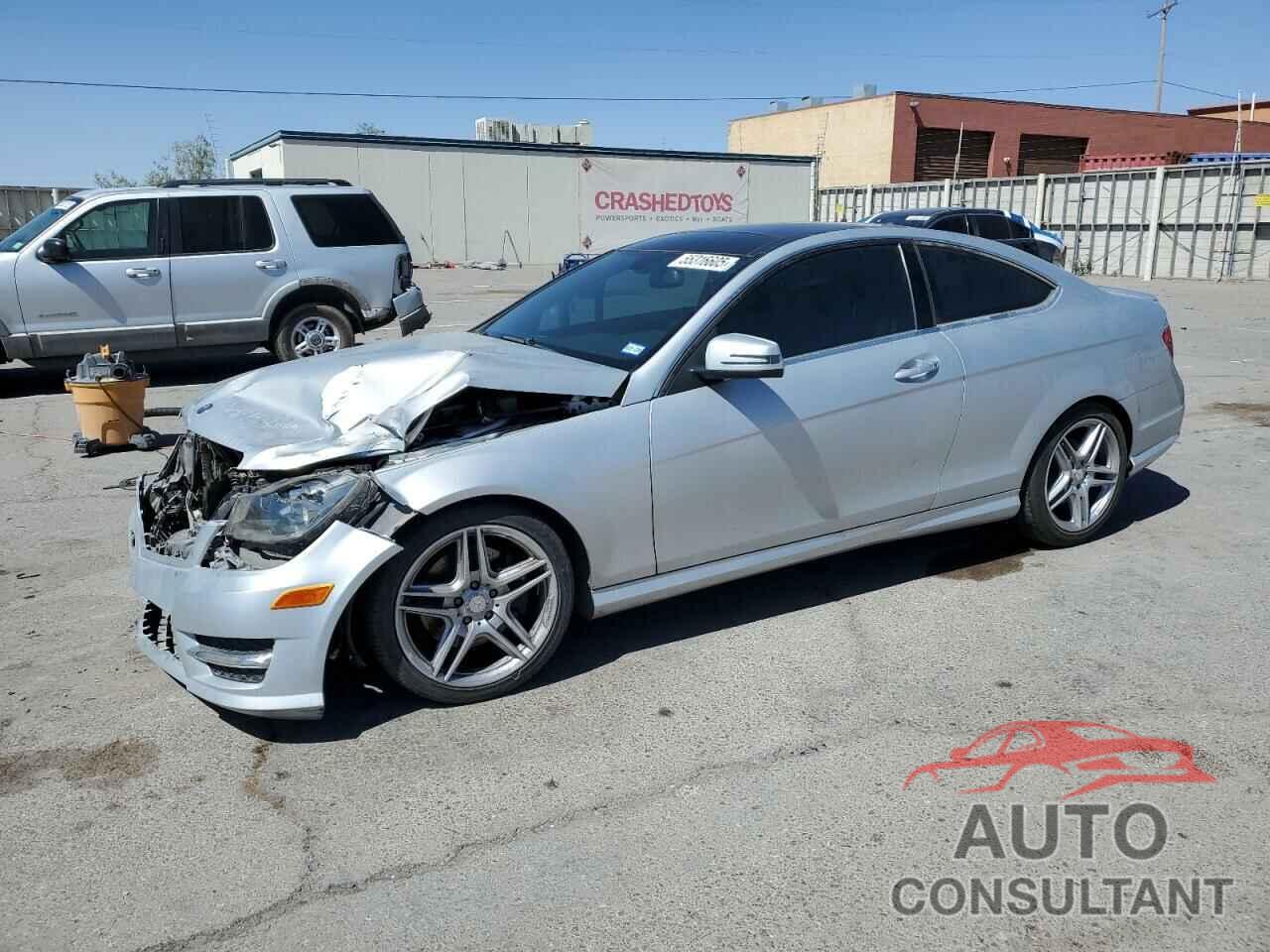 MERCEDES-BENZ C-CLASS 2013 - WDDGJ5HB8DG041493