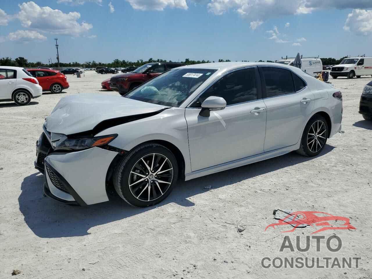 TOYOTA CAMRY 2023 - 4T1G11AK0PU084496