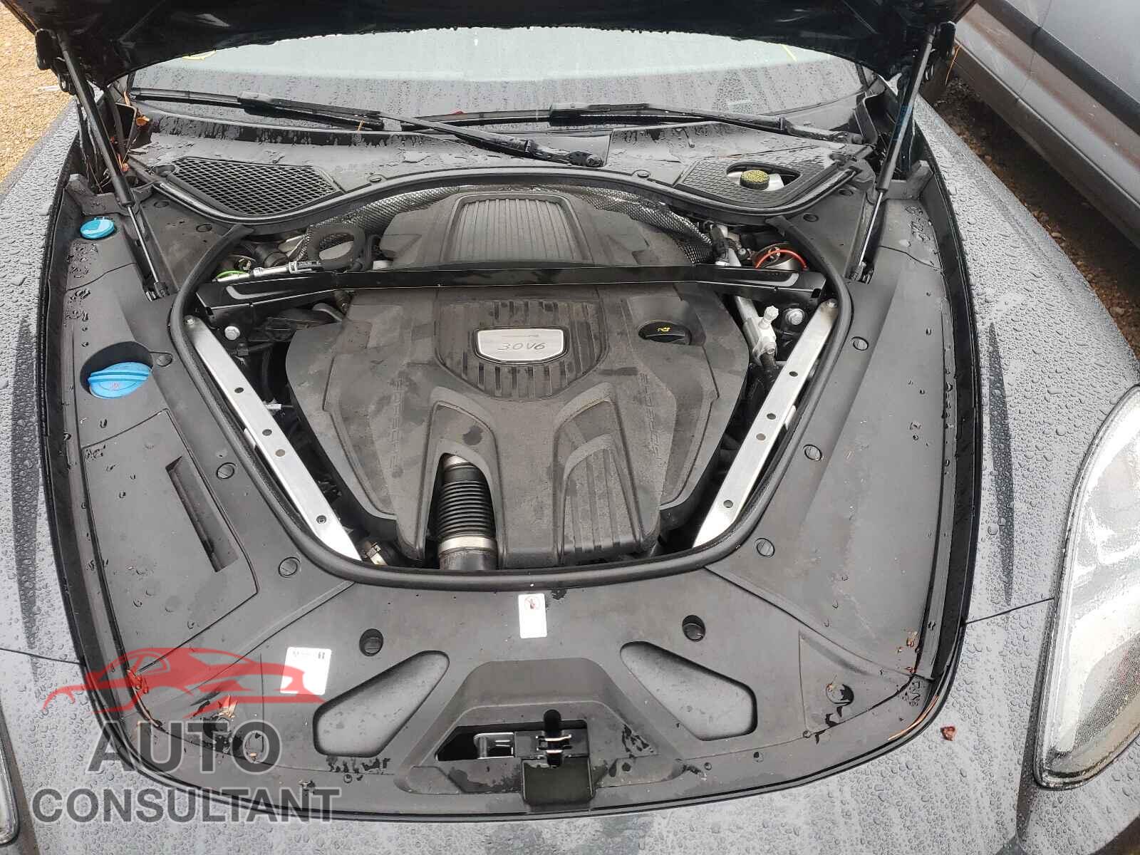 PORSCHE PANAMERA 2018 - WP0AA2A79JL102860