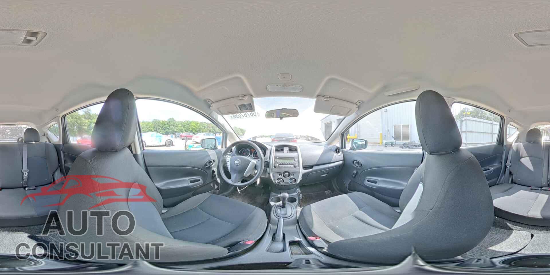 NISSAN VERSA 2017 - 3N1CE2CP3HL361498