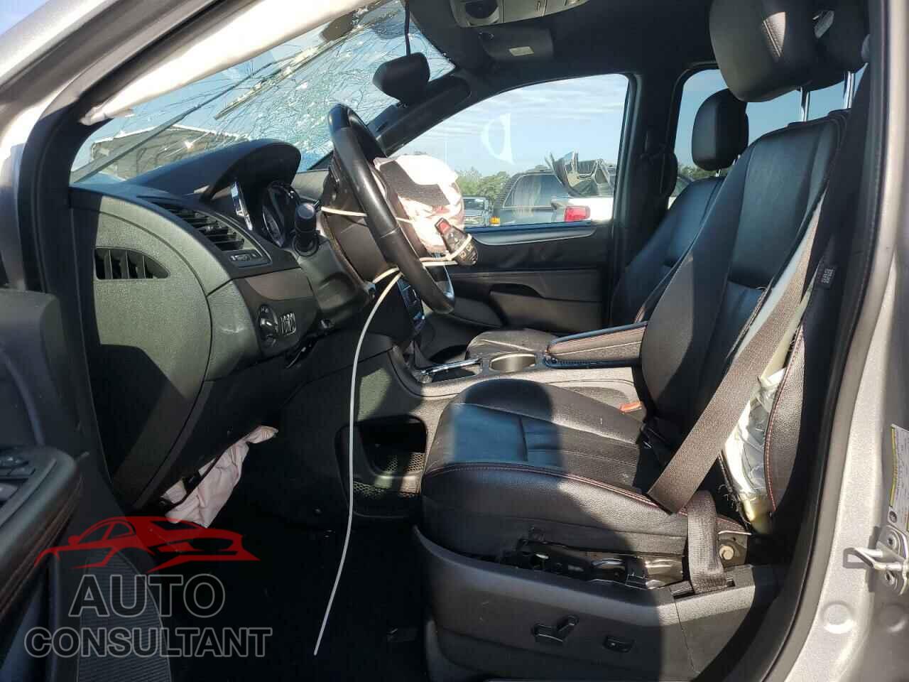 DODGE CARAVAN 2019 - 2C4RDGEG3KR565202