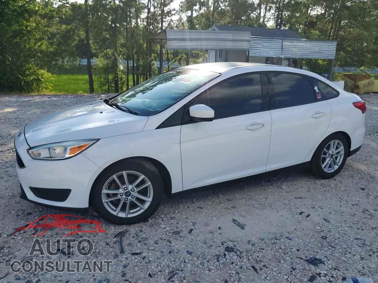 FORD FOCUS 2018 - 1FADP3F24JL295200